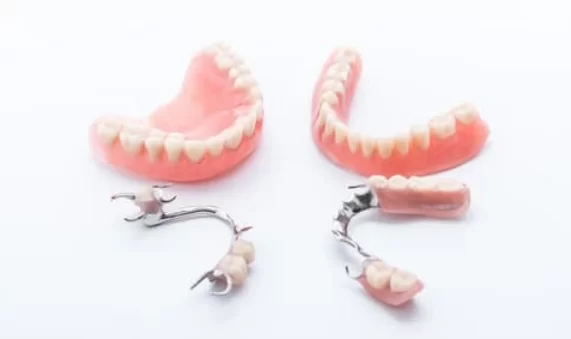 Types of Dentures